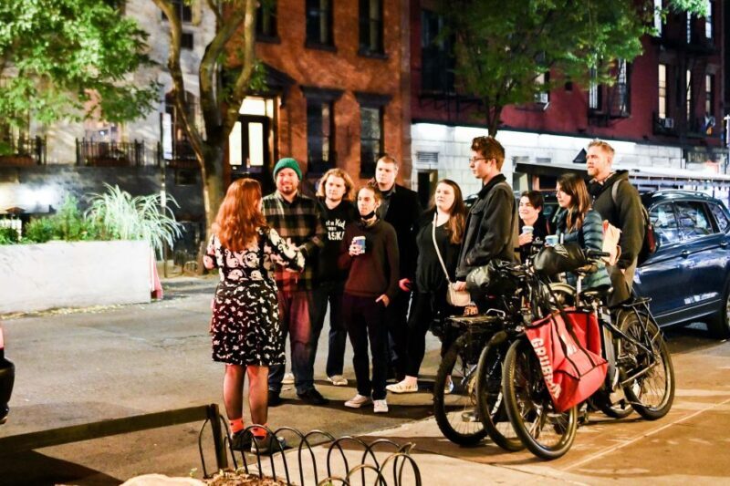 Washington DC: Ghosts Boos and Booze Haunted Pub Crawl - FAQ