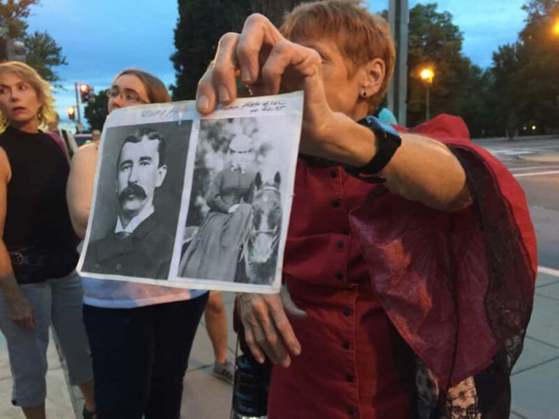 Washington, DC: Haunted Ghost Tour by Lantern Light - Authenticity and Atmosphere: Adding a Touch of the Supernatural