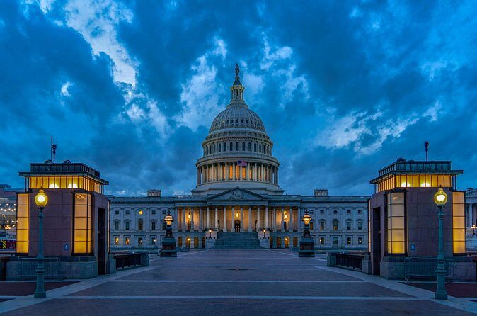 Washington DC Monuments and Memorials Night Tour - FAQ