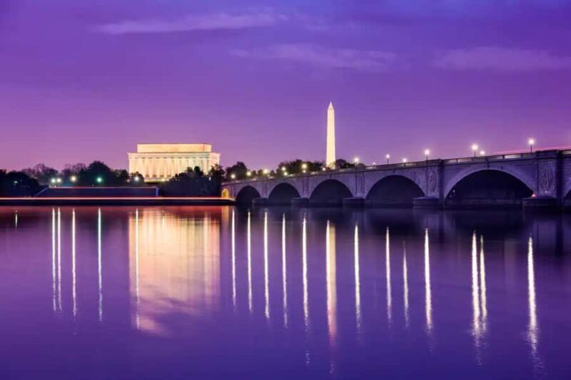 Washington, DC: Monuments Guided Tour with Transportation - FAQ