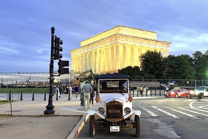 Washington DC Moonlight Tour by Electric Cart or Vintage Car - Authentic Experiences from Past Travelers