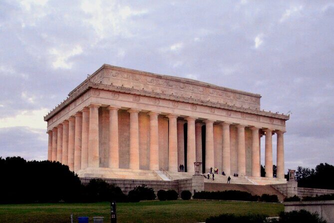 Washington Monument Admission with Morning City Narrated Bus Tour - Transportation and Group Size