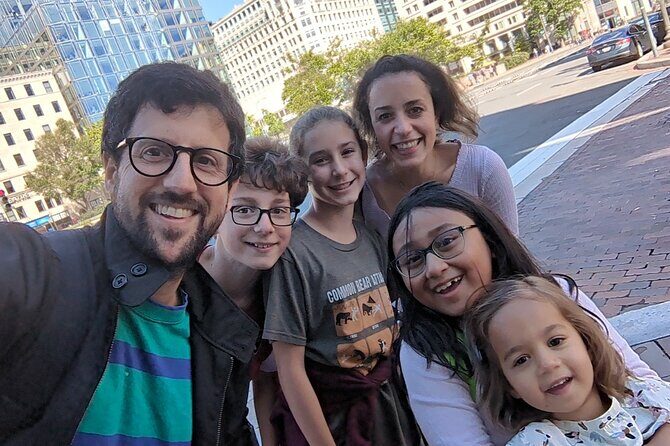 Washington Scavenger Hunt Interactive Walking - Who Will Love This Experience?