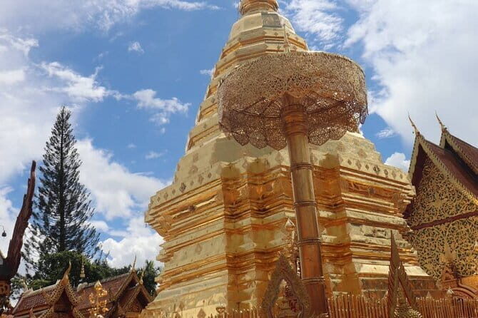 Wat Doi Suthep And Wat Pha Lat Evening Tour - A Deep Dive into the Experience