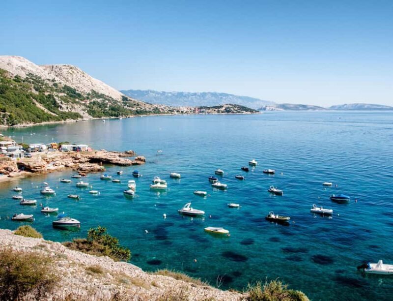 Water activity, kayak tours with a guide, cliff jumping - The Value of This Guided Kayak Tour