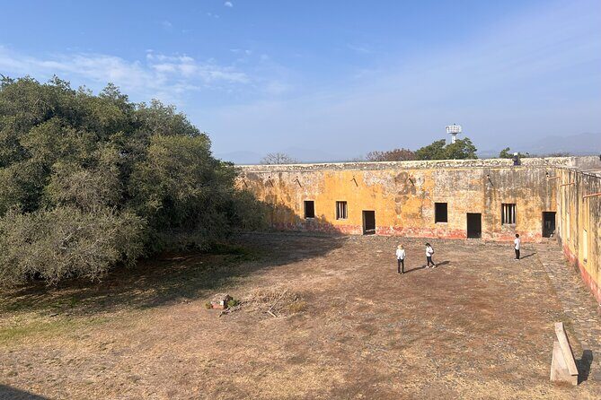 Water TOUR - Lakes, Islands, Fortresses and Artisan Workshops - Practical Details and Tips