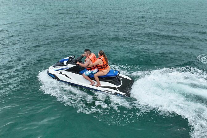 Wave Runner Rentals in Cancún Explore the Waves - Meeting Point and Convenience
