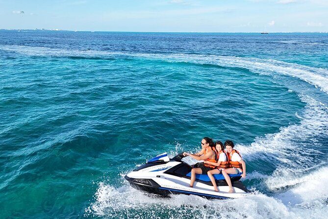 Wave Runner Rentals in Cancún Explore the Waves - How This Tour Fits Into Your Cancún Trip