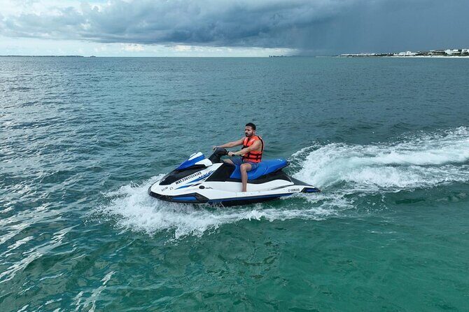 Wave Runner Rentals in Cancún Explore the Waves - Who Should Consider This Tour?