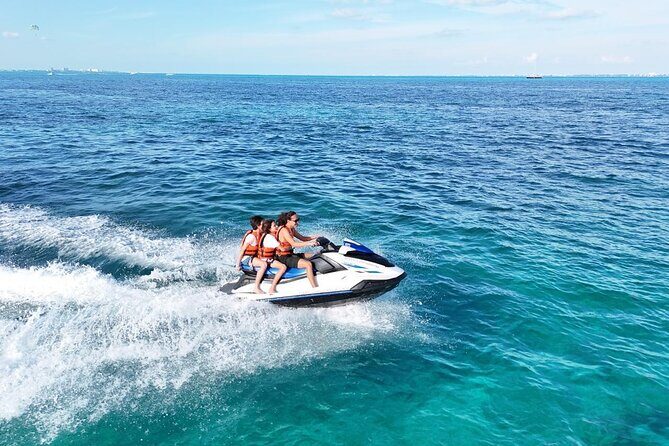 Wave Runner Rentals in Cancún Explore the Waves - The Sum Up
