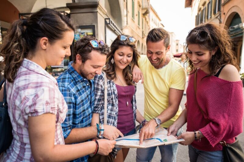 Wawel Castle Treasury & Armoury Skip the Line Private Tour - The Itinerary Breakdown