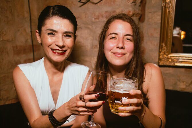 Wednesday Night Live Music and Cocktails Ticket in Kontakt Bar - Practical Details & Tips