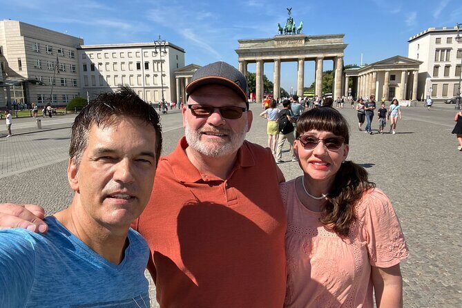 Welcome/Farewell SightseeingTaxi Tour +Transfer from/to the airport - Practical Details and Pricing