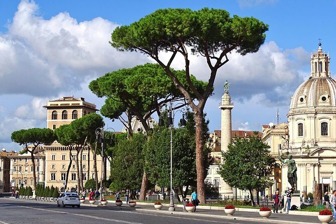 Welcome Rome Semi private walking tour - Key Points