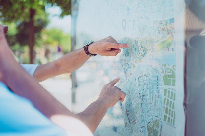 Welcome to your Essential Orientation Tour - A Deep Dive into the Barcelona Orientation Tour