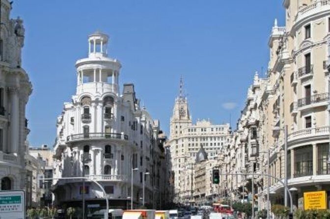 Welcoming tour Madrid - The Basics: What You Get and How It Works