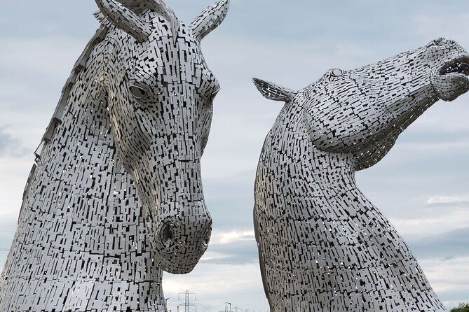 West Coast Lochs & Castles Tour - from Edinburgh - Transportation and Group Size