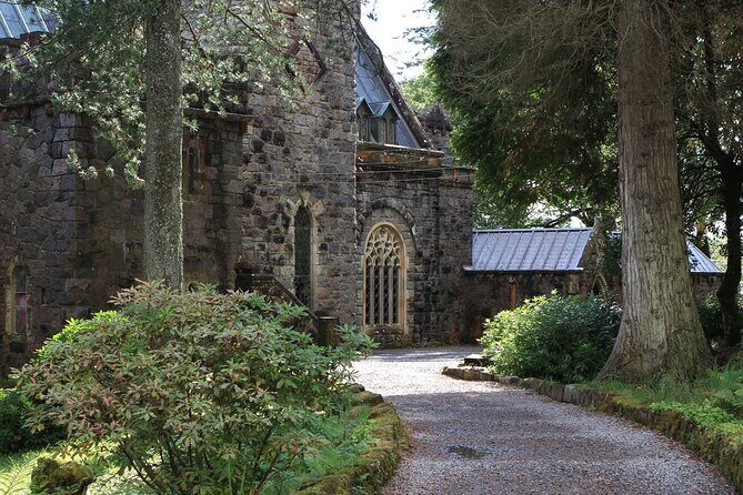 West Coast Lochs & Castles Tour - from Edinburgh - FAQ