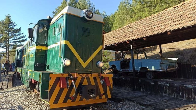 West of Belgrade: Woodentown, argan 8 train & Drina River - Authenticity & Value