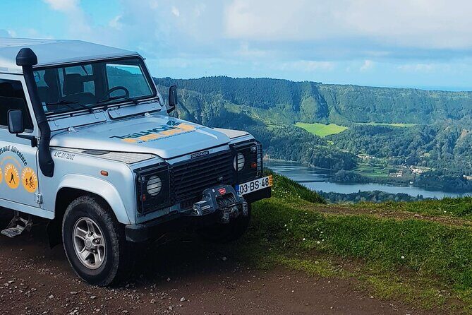 Western and Central Volcanoes on Jeep: Sete Cidades & Fogo Lakes - Stop 1: Miradouro do Pico do Carvão