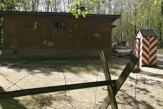 Westerplatte private tour led by Expert-Guide (door to door) - Who Should Consider This Tour?