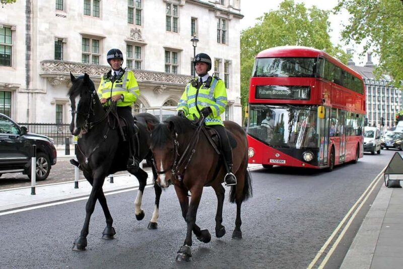 Westminster City Tour with Changing of the Guard - An In-Depth Look at the Tour