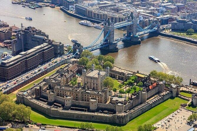 Westminster Walking Tour, River Cruise & Tower of London Entry - What We Love About This Tour