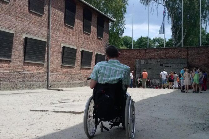 Wheelchair accessible PRIVATE transfer to Auschwitz - Birkenau - The Sum Up