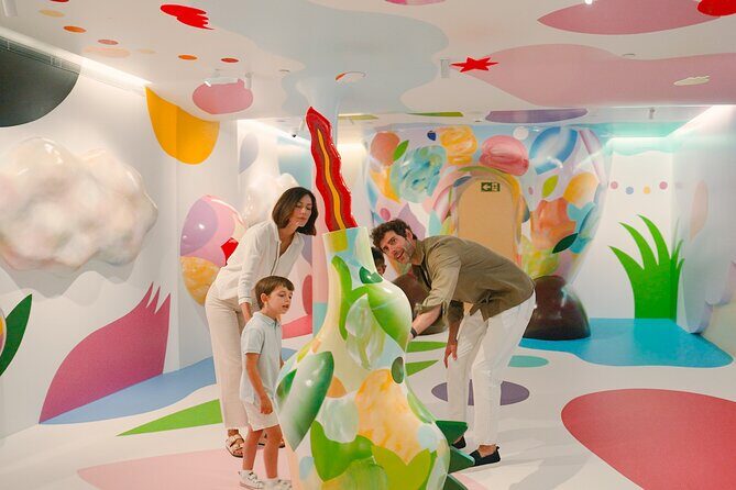 White Rabbit Museum: The Best Immersive Experience in Catalonia - Why It Works for Different Travelers