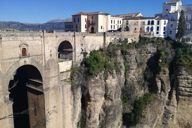 White Villages and Ronda Day Trip from Seville - Authenticity and Personal Touches