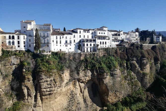 White Villages and Ronda Day Trip from Seville - FAQ