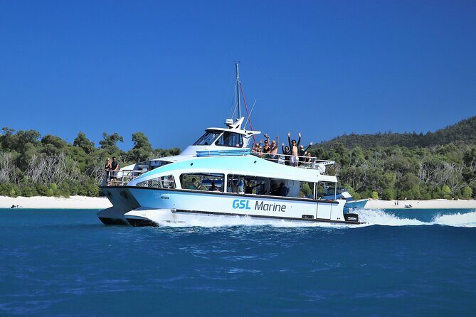 Whitehaven Beach Club Transfers from Airlie Beach - An In-Depth Look at the Tour