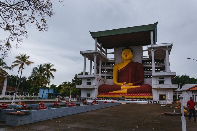 Wild Wonders & Hidden Temples from Hikkaduwa (2 Days) - Exploring the Itinerary in Detail