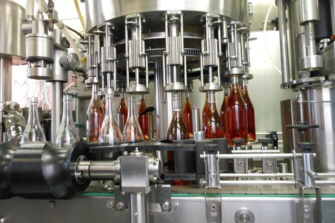 Willamette Valley Boutique Winery Tour with Lunch - FAQs