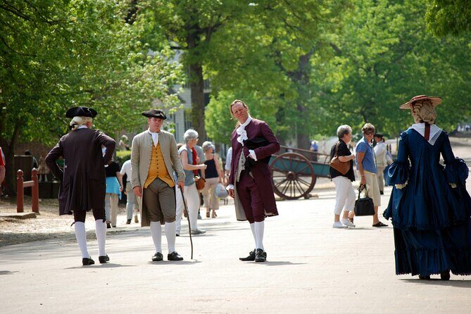 Williamsburg Colonial Adventure: Exploration Game and Tour - What Is the Williamsburg Colonial Adventure?