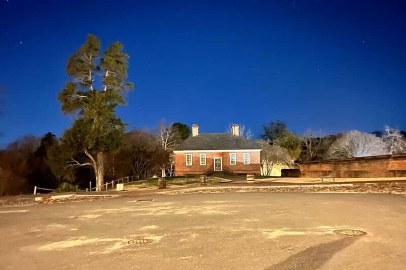 Williamsburg: Dark History Conspiracy Tour - An In-Depth Look at the Williamsburg: Dark History Conspiracy Tour