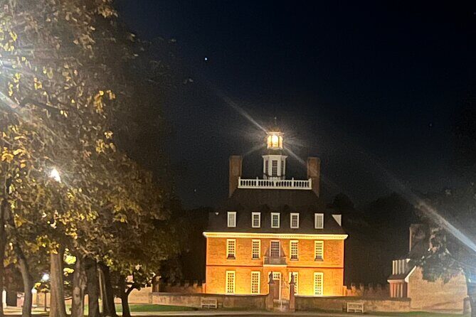 Williamsburgs Spirits of Christmas Past - An In-Depth Look at the Williamsburg Spirits of Christmas Past Tour