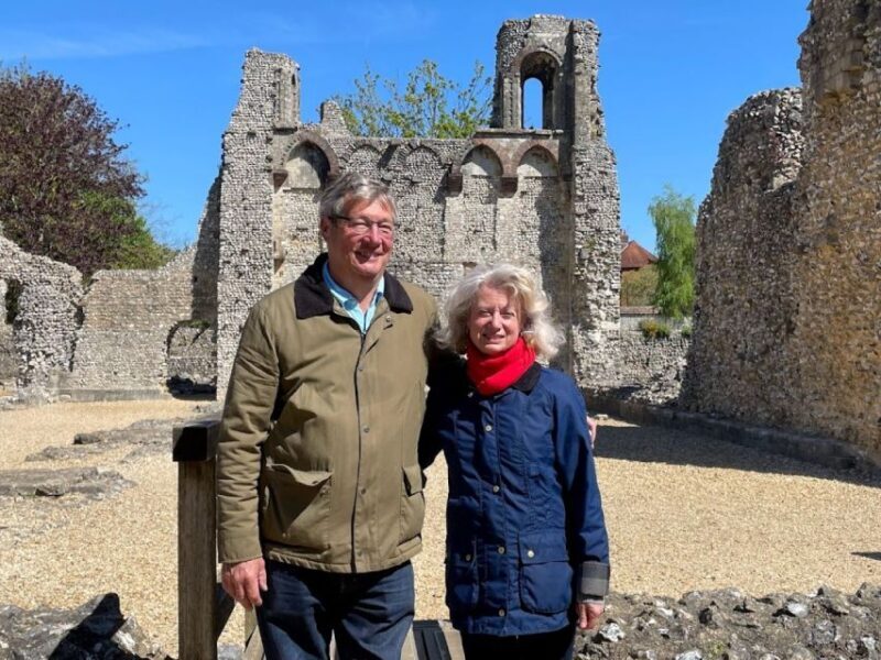 Winchester: Historic Castles and Cathedrals Walking Tour - Authentic Insights from Reviewers