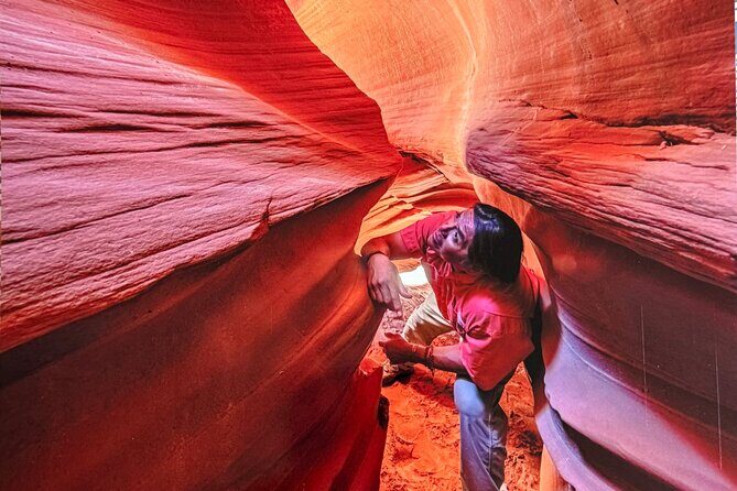Wind Pebble Canyon Full Hiking tour through Antelope Canyon - Key Points