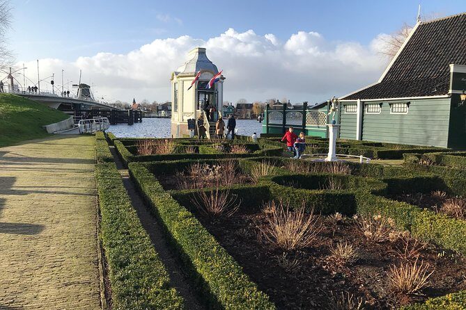 Windmill village Zaanse Schans guided tour Amsterdam region - Exploring Zaanse Schans: A Deep Dive