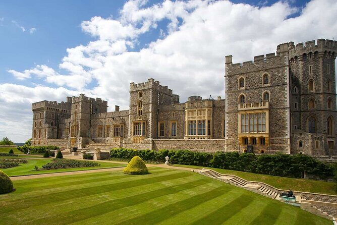 Windsor Castle, Stonehenge & Oxford Private Car Tour from London - Why the Experience Works