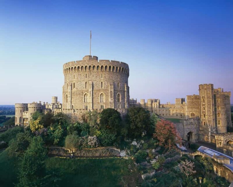 Windsor Castle with Pub Lunch and Private Transfer - Windsor Castle with Pub Lunch and Private Transfer: A Practical and Enjoyable Day Out