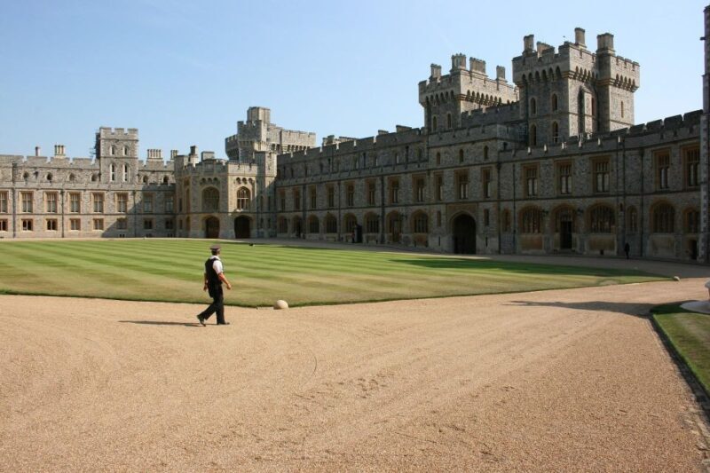 Windsor Oxford Cotswold Private Tour including Admissions - FAQ