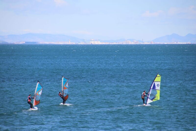 Windsurf class on Valencia beach - Value and Practical Insights