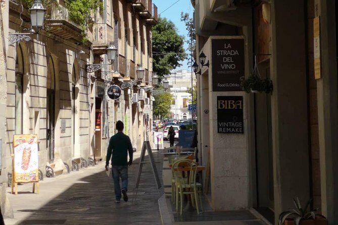 Wine and Food Tasting Experience in Lecce old town - FAQ