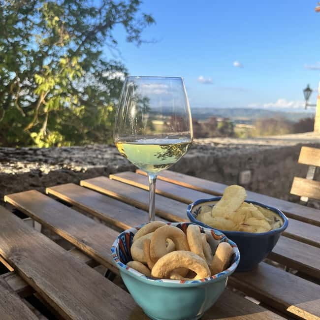 Wine aperitif at the Castle - Wine Aperitif at the Castle: A Unique Taste of Tuscany in an Ancient Setting