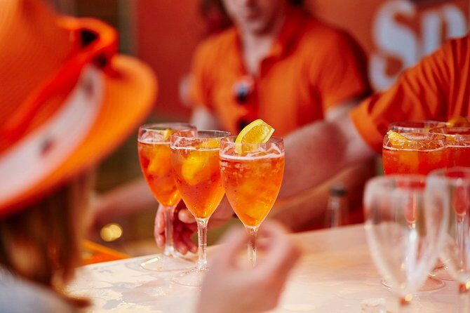 Wine Bars Hopping: Spritz & Cichetti as a Venetian - Private Tour - Who Will Love This Tour?