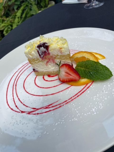 Wine & Dine Tour (Rolling) - The Authentic Touches from Past Guests