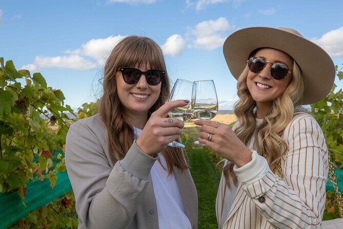 Wine Enthusiast Tour Lead by a Sommelier - Key Points