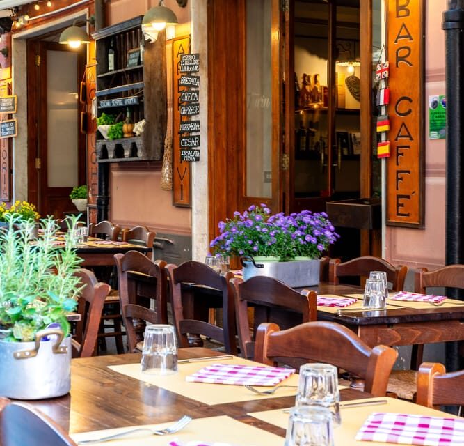 Wine Experience at Turin's - Wine Experience with Local Products Tasting - Key Points